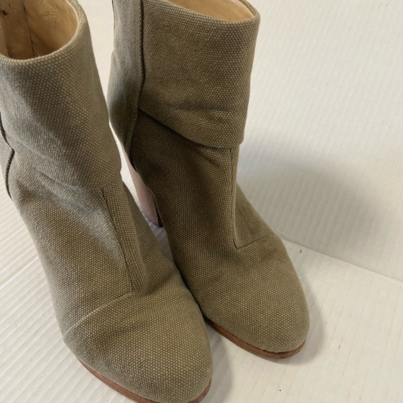 Rag and Bone New York Newbury classic neutral heel booties size 8 women’s - Picture 8 of 12